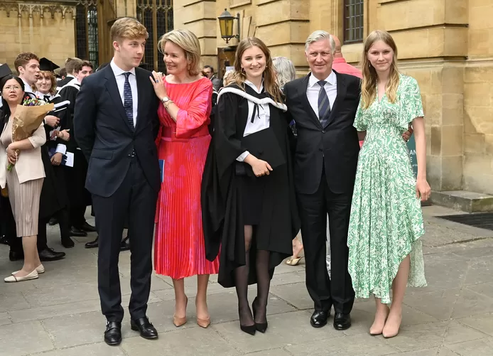 Vecinii din Oxford nu sunt mulțumiți de „parcarea greșită” a familiei regale belgiene: „Au fost amendați?”