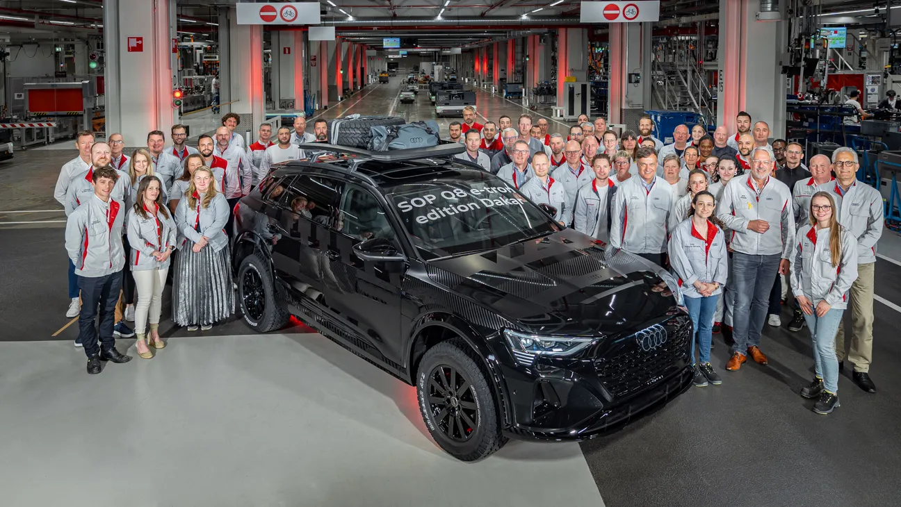 🇧🇪 Fabrica Audi din Bruxelles a lansat ediția specială Dakar a modelului Q8 e-tron
