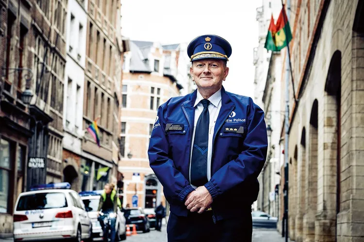 Michel Goovaerts, „comandantul de aur” în noaptea de Revelion din Brussels, capitala Europei: „Arestările se simt ca o înfrângere”